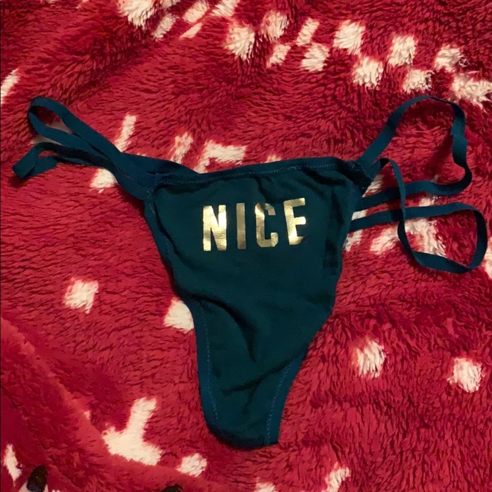 Pink vs thong